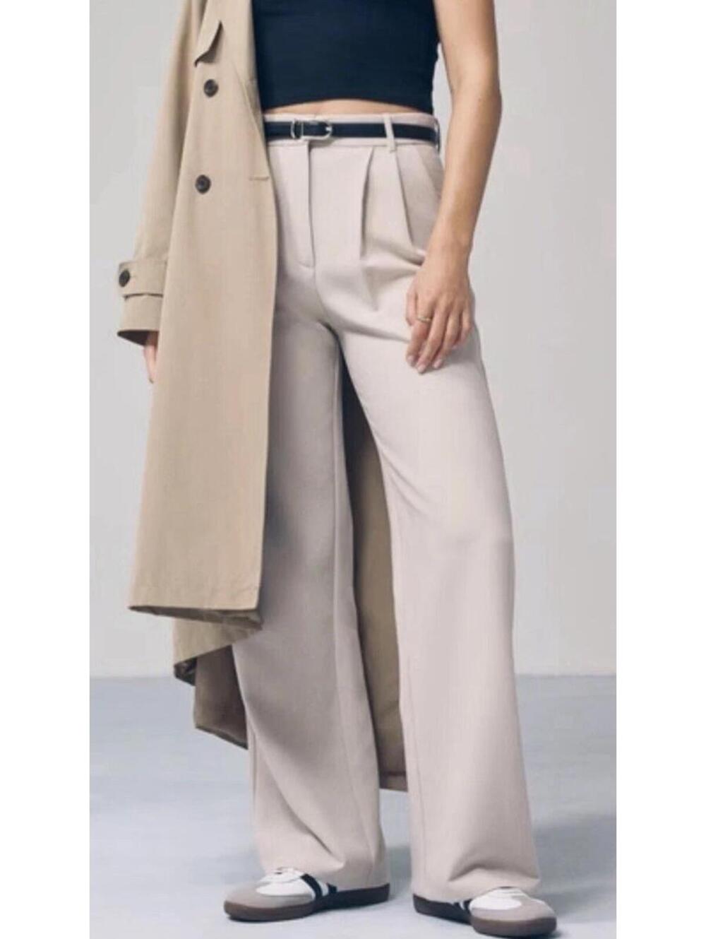 Abercrombie & Fitch Wide Leg Pleated Trousers in Light Beige